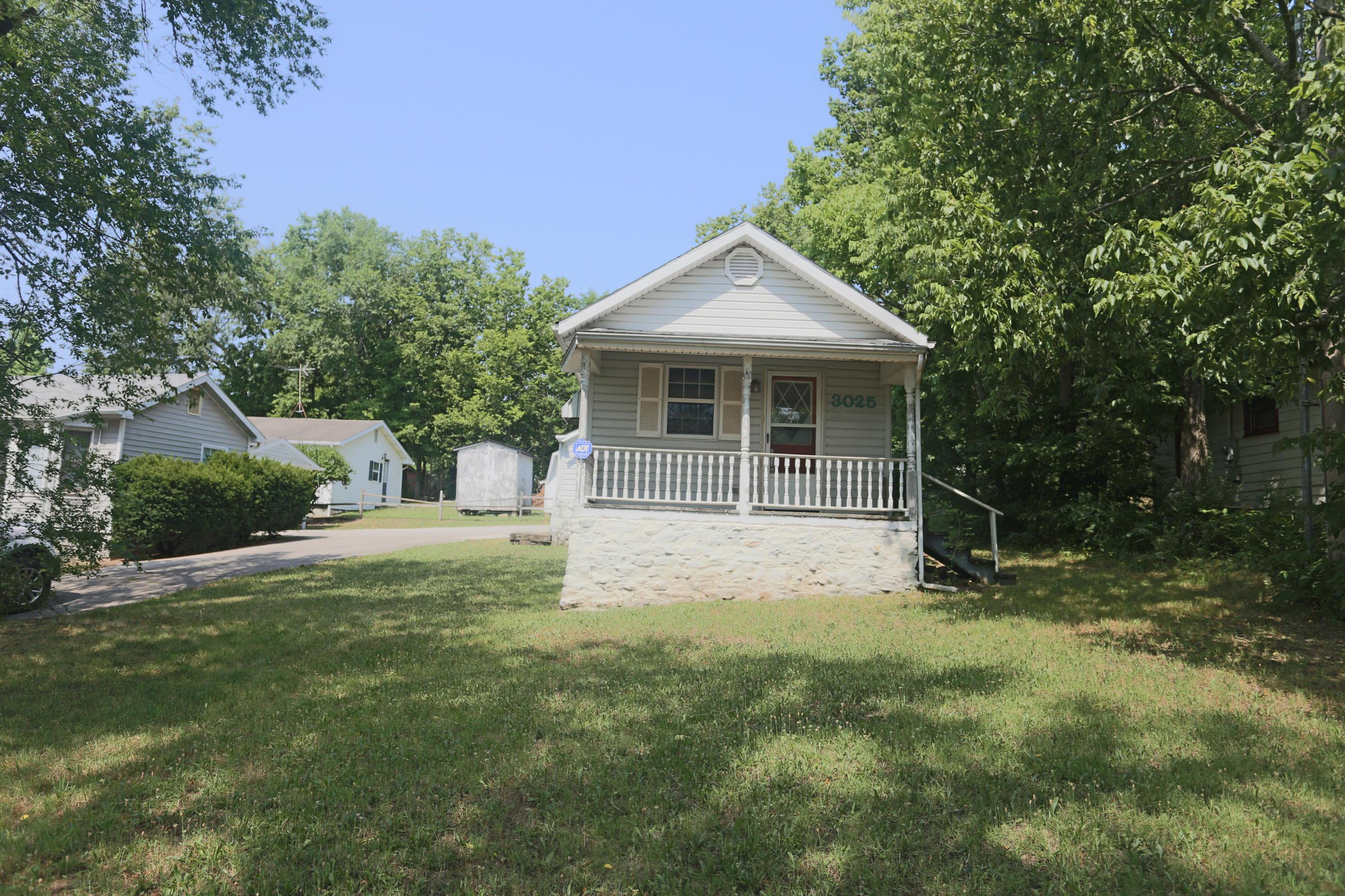 3025 Maple Street, Hollister, MO lhrmls00749758