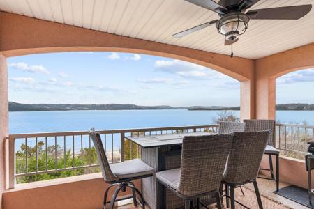 700 Emerald Pointe Drive