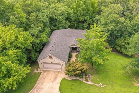277 Country Bluff Drive