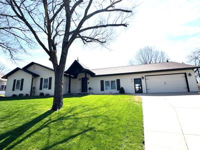 8 Midview Drive