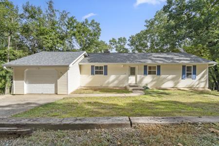 915 Valley View Drive