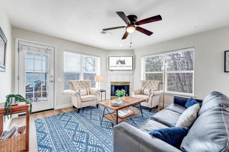 160 The Bluffs