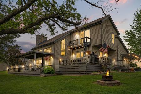 18365 Farm Road 2285