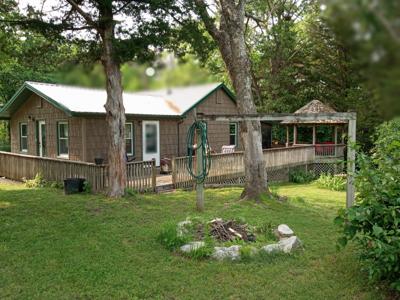 3271 Oak Grove Circle