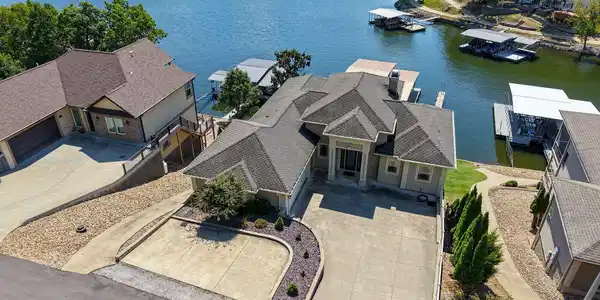 98 River Oaks Drive