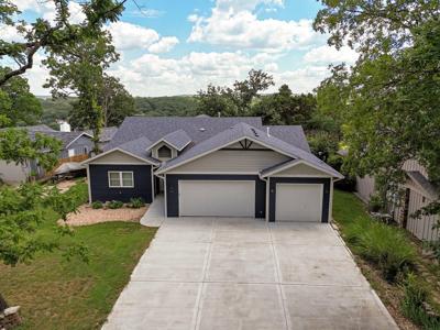 912 Cliff Drive