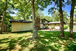 720 Oakwood Drive