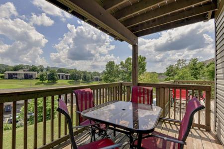 12 Scenic Court