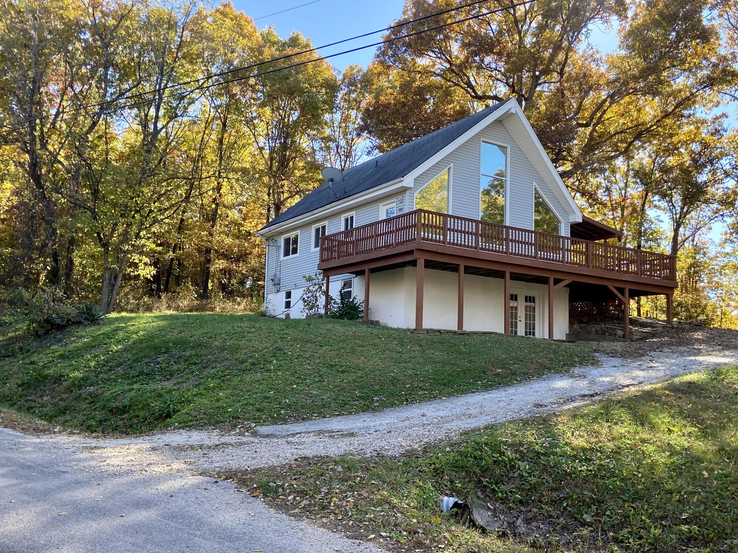 555 Lakeview Drive, Ridgedale, MO lhrmls01096904