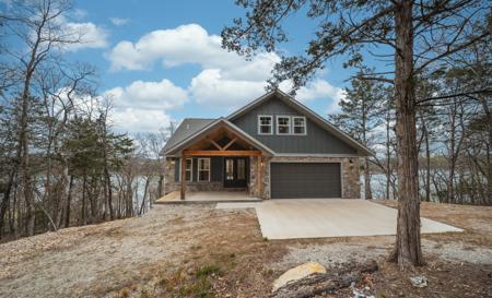 18048 Farm Road 2300