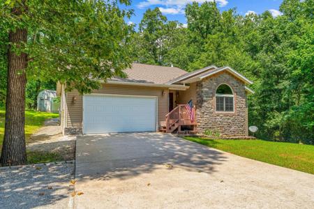 450 Hobart Drive