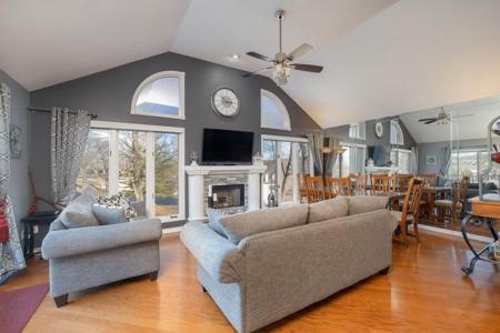 147 Grandview Drive