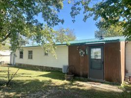 1422 East Dade 26