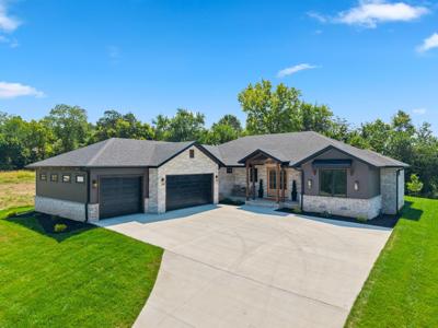 2930 E Kemmling Lane