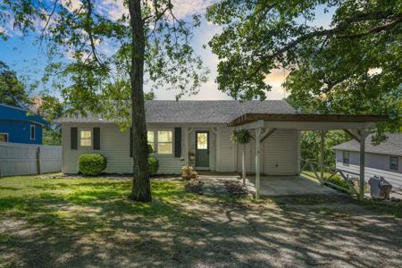 305 Cliff Drive