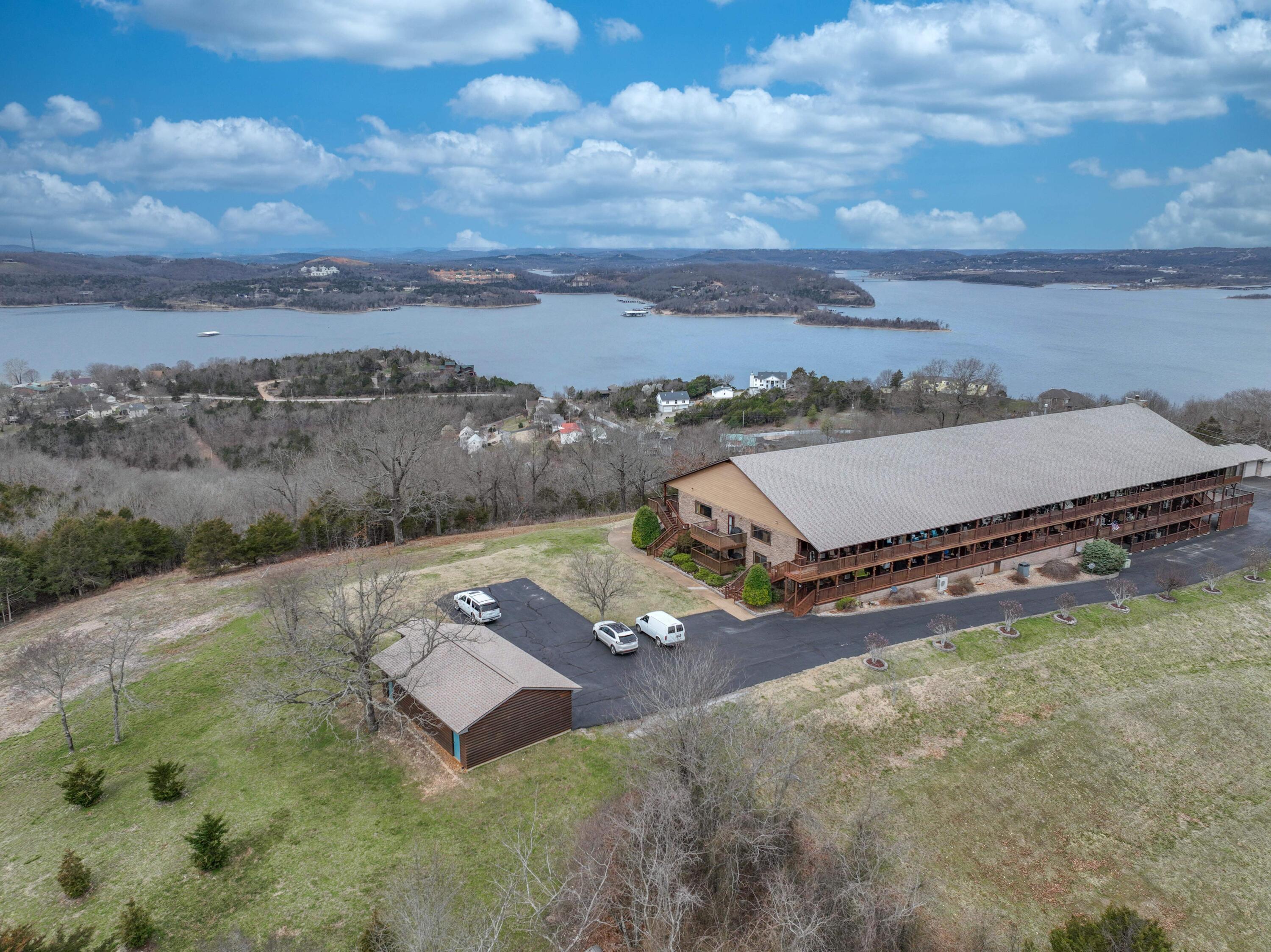 6089 State Highway Dd, Branson West, MO lhrmls01158380