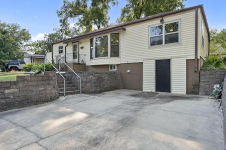 707 S 3rd Street