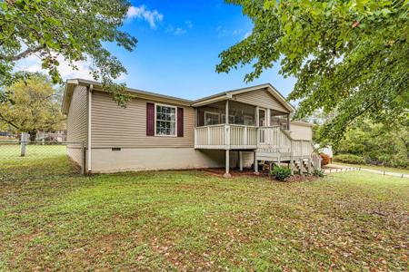 141 Sandy Lane