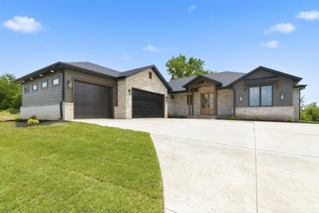 2930 E Kemmling Lane