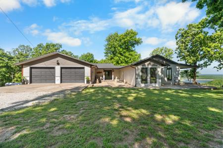 537 Eagles Lane