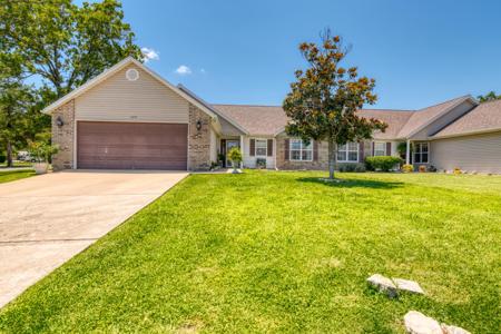 120 Woodland Drive N