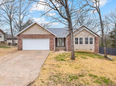 459 Greenbriar Drive