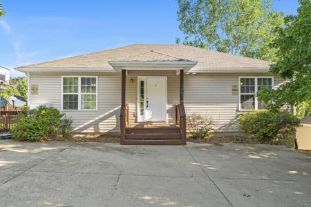 1207 Westwood Drive