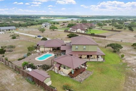 623 Nakishwana Circle