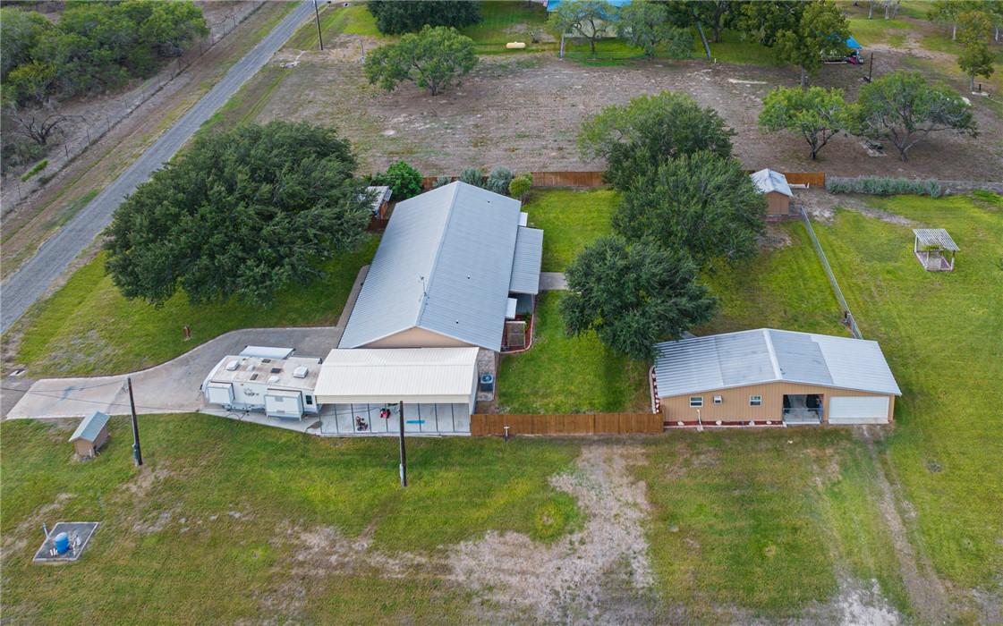 Image 4: Covered RV space with hookups