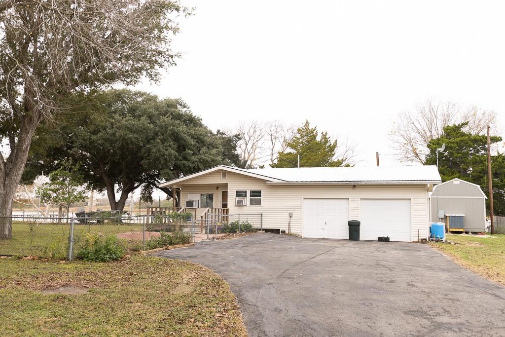 369 N Shore Road, Mathis, TX lhrmls01950345