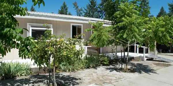 1203 Overlook
