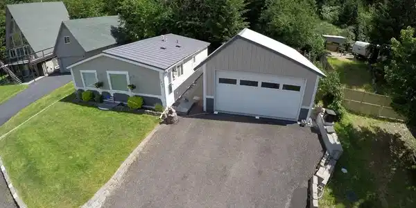 3805 Rainbow Dr