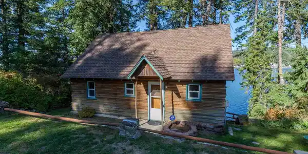 1071 Southshore Diamond Lake