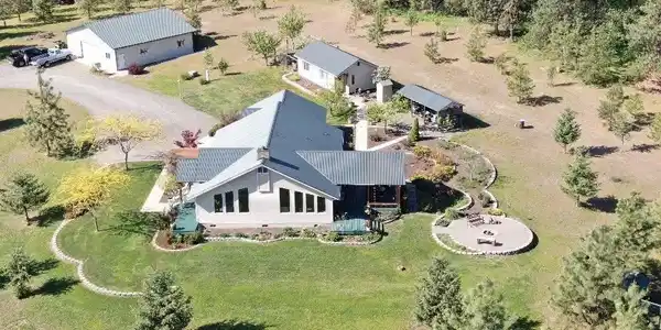 4176 Hwy 25 South Hwy