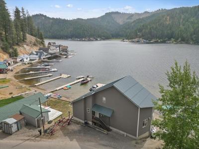4010 N Deer Lake Rd