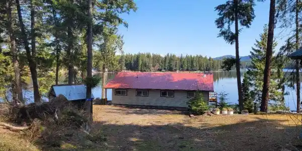 233 N-Mountain View Dr