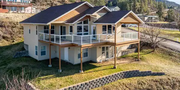 4301 Friday Bay Ln