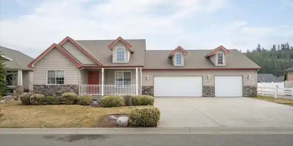 921 S-Shelley Lake Ln