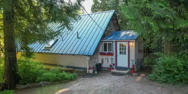 74 Reeds Landing Rd