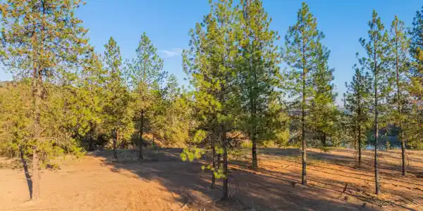 Lot 27 Legacy Way