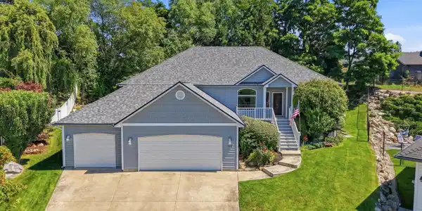 101 S Wright Ct