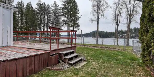 40501 Lakeside Dr