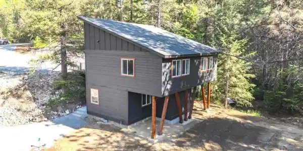 54 Gow Dr