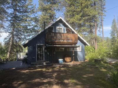 215 Grebe Ln