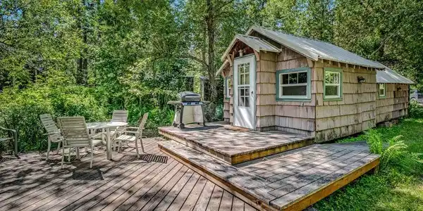 40 Poirier Rd