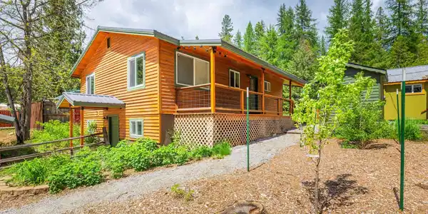 202 Davis Lake Rd