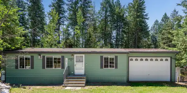 4563 Wanakiwin Dr