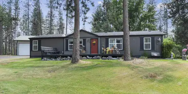 6558 Long Lake Dr