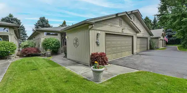 23007 E Mocha Ln