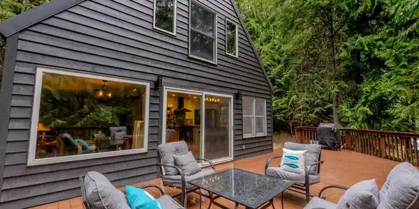 3871 W Pine Bay Rd